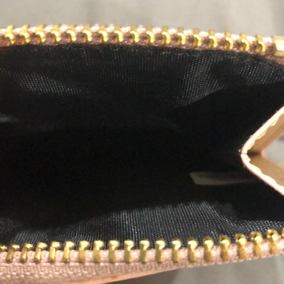 Loft Keychain Cardholder - Picture 4 of 5